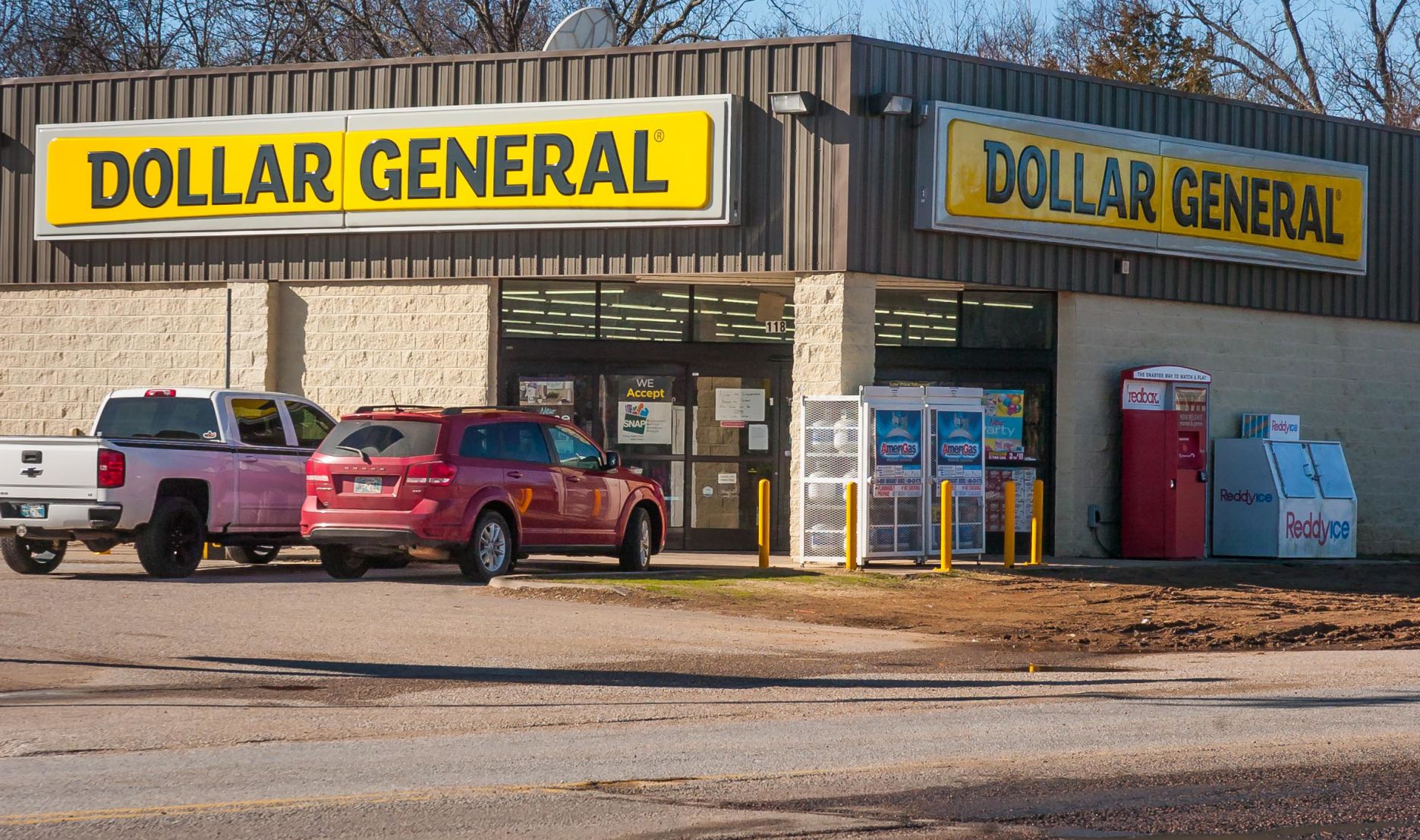 Konawa's Dollar General closed